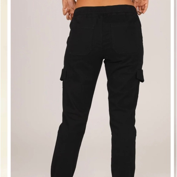 Athletic Works Pants - Woman’s Athletic Works Utility Joggers size 14W black. Utility pockets.